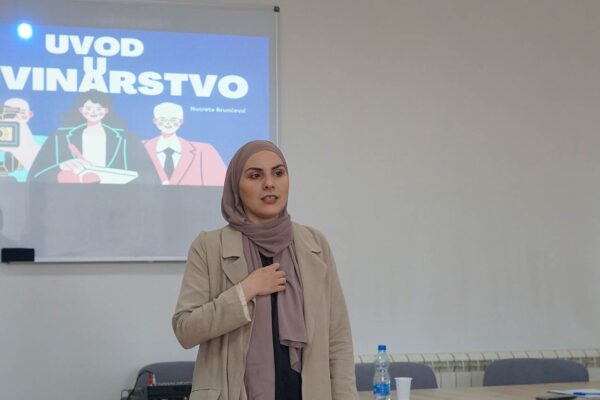 Medijski prozor-Novinarstvo i mediji 01
