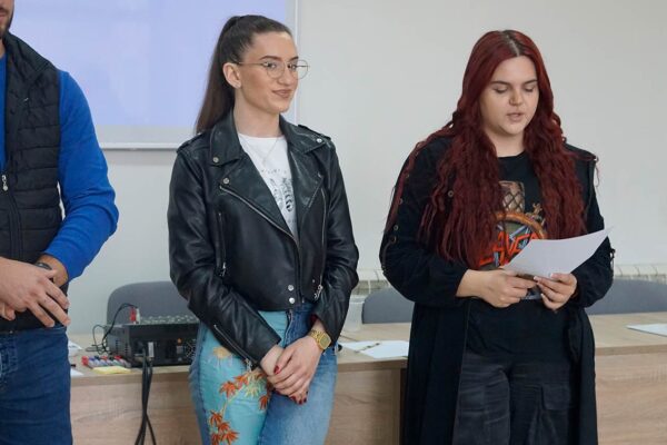 Medijski prozor-Novinarstvo i mediji 04