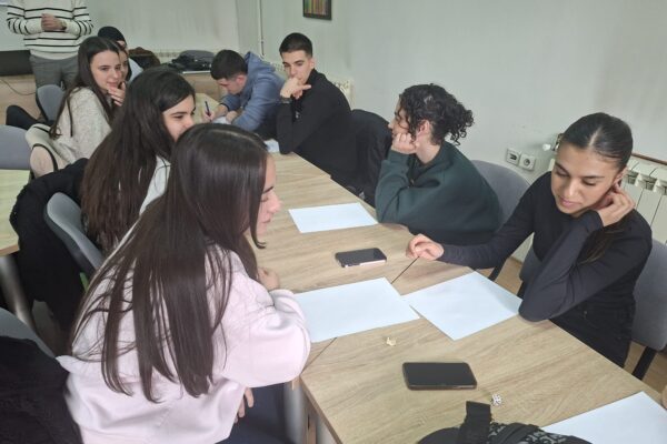 Uloga i značaj mladih u društvenoj zajednici (4)